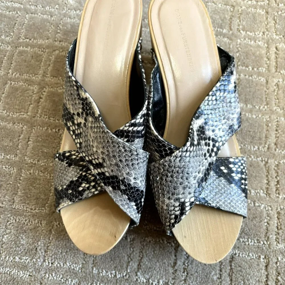 Diane von Furstenberg Snake Print Wooden Platform Sandal Womens 8M Italy Y2K New